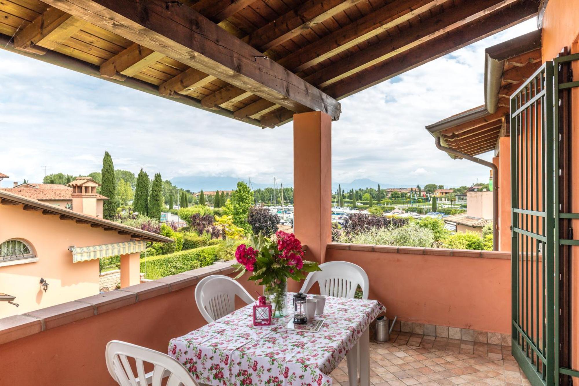 Bellasirmione Holiday Apartments Exterior photo
